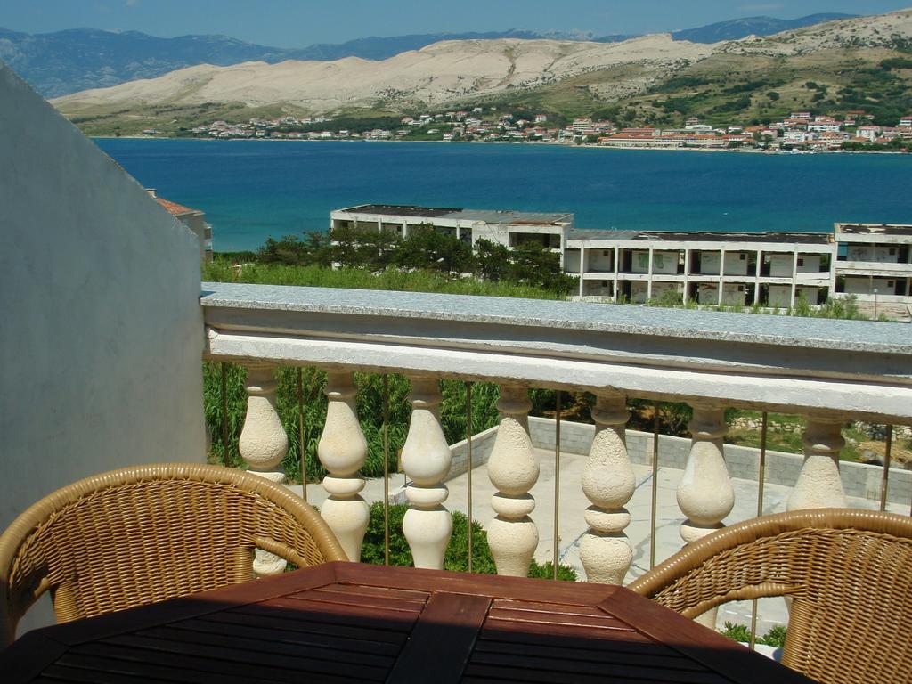 Apartments Ariana Đảo Pag Ngoại thất bức ảnh